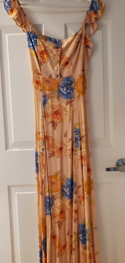 Flynn Skye maxi dress size medium